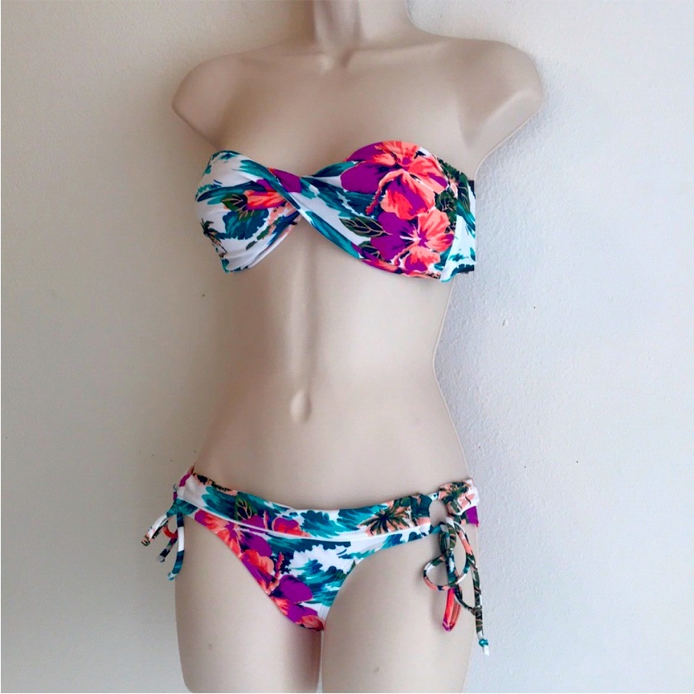 ❤️‍🔥NWT❤️‍🔥Quintsoul Floral Bikini Set ~ Sz S